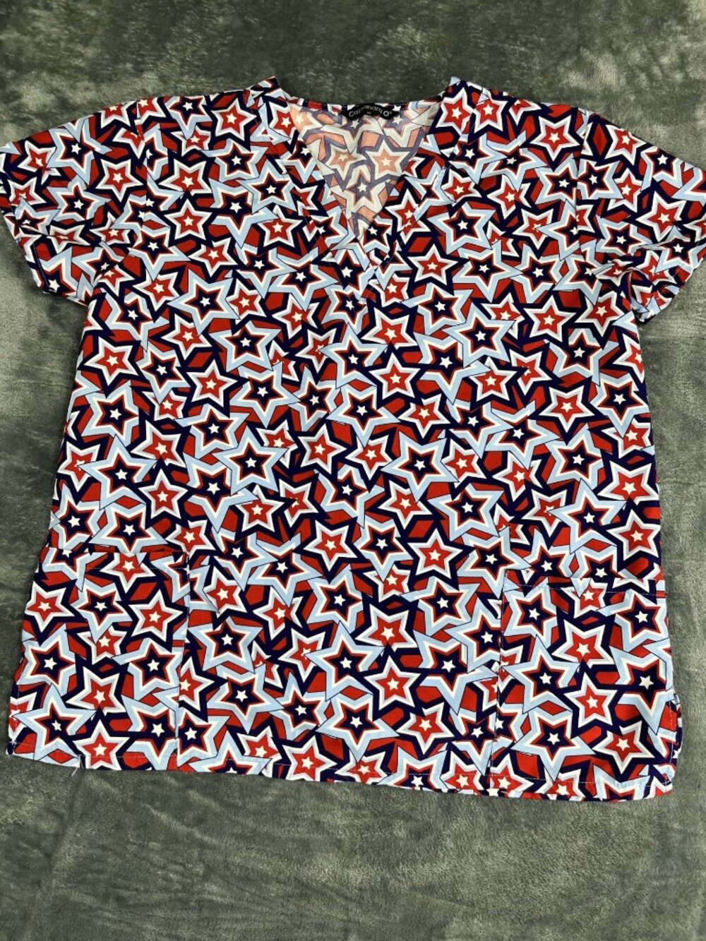 Cassandra O Womens Star Print V-Neck Scrub Top XL Red Blue White